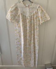 VINTAGE Floral Short Sleeve Prairie Boho Nightgown Pajamas PJ Sleepwear Size 12