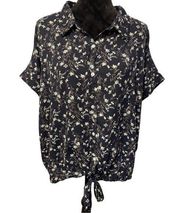 Women's Hayden Navy Floral Plus Size Self Tie Blouse Size 2XL EUC #6416