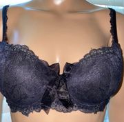 black lace bra, 36B