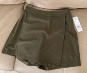 Commuter Lifestyle Overlap Skort Olive