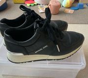 black leather sneakers US size 6