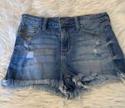 CEELO distress jeans  shorts size S excellent condition