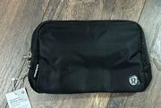 Lululemon Black Everywhere Belt Bag Large