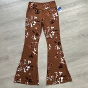 nwt // abound pull on flare pants in brown Aztec painted floral