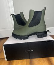 Olive Boots