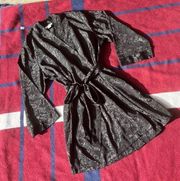 Morgan Taylor intimates black floral robe
Women’s size XL extra large