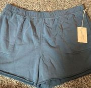 Universal Threads NWT shorts (2 pairs ) XL