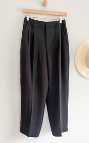 Madewell | NWT | Pleated Tapered-Leg Pants in Easygoing Crepe | Black | Sz 2