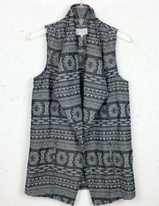 1.State Open Front Vest Blue & White Geo Print Sm