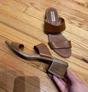 Steve Madden Leann Leather two wide straps Slip on open toe