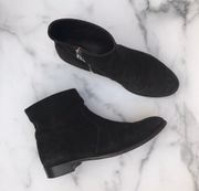 women’s black suede side zip ankle boot size IT 39.5 US 9.5