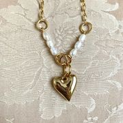 Ann Taylor Heart Chain Faux Pearl Necklace in Gold Tone