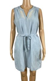 Eddie Bauer Womens Denim Dress Sleeveless Belted Light Wash Lightweight Size 10