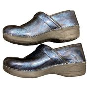 DANSKO XP 2.0 Denim Patent Leather Nursing Clogs Size 39 US Size 9