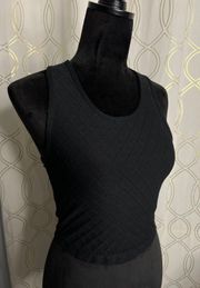 Textured Quilt Cropped Tank Top