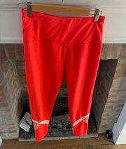 Reebok Red Capris Workout Gym Yoga Exercise Leggings size Medium Fitness