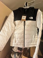 North Face Woman’s Insulated Hooded Jacket