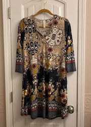 Super cute Floral paisley dress with POCKETS!