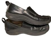 Keen Verona Shoes Womens Sz 7.5 SlipOn Loafers Black Leather Comfort Rubber Sole