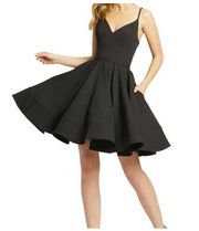 MAC DUGGAL FIT & FLARE BLACK COCKTAIL OR HOMECOMING DRESS IN SIZE 4