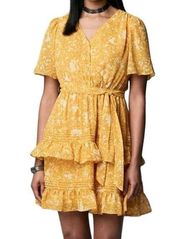 Simply Vera by Vera Wong summer yellow flowers dress size L