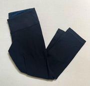 Lululemon  Black Navy Blue Cropped Reversible Leggings Tights Size 6