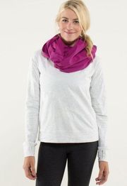 Lululemon Vinyasa Scarf *Luon Light Hyper Stripe Raspberry Glo Light EUC