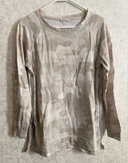 Stella & Dot women's small camouflage top