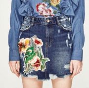 Zara Trafaluc denim embroidered sequined distressed skirt size small