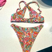 Like new Skatie key hole high rise bikini