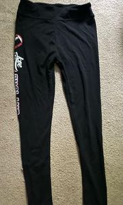 NWOT Woman’s NFL leggings with New England Patriots logo size L