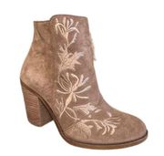 Lucky Brand Floral Embroidered TexasHoldem Suede Boots Women Sz 7 Western/Cowboy