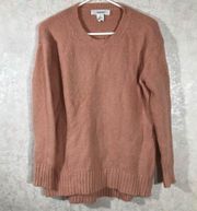 Workshop women’s medium long sleeve sweater