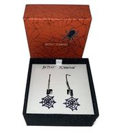 Betsey Johnson Just Treats Hematite Tone Purple Spider Web Drop Earrings Dangle