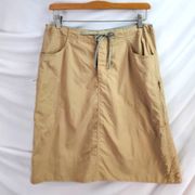 Mountain Hardwear Khaki Stretch Woven Skirt Outdoor Hiking Utility Sporty size 8