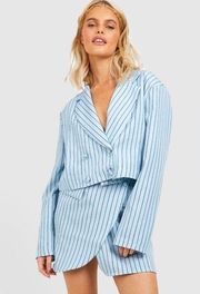 pinstripe cropped tailored blazer size 6 NWT