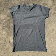 Lululemon Gray Swiftly Tech Short Sleeve Athletic Gym Top Fitted Size 12