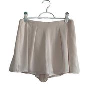 HYFVE Cream Chiffon Pleated Shorts Size Medium