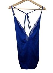 Victoria's Secret Lace Royal Blue Plunge Slip Size Medium