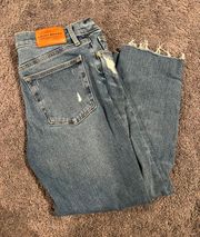 Relaxed Taper Jeans