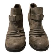 Natural Souls gray distressed cowboy ankle boots size 7.5