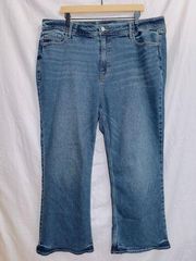 Women's Old Navy Dark Wash Denim Higher High Rise Cropped Flare Jean size 20