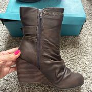 Blowfish Womens Brown Wedge Heel Boots Size 8.5