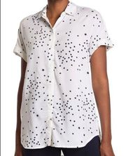 Beach Lunch Lounge | White Short Sleeved Button Down Navy Stat Print Medium