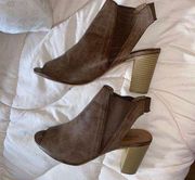 Maurice’s Brown Open Toed Heels