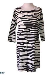 Everly small‎ geometric shift dress