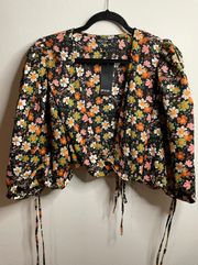 NWT  Floral Plunge Tie Front Cropped Blouse