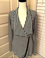 Andrea Jovine|| Navy/white striped long sleeve top with zippered front