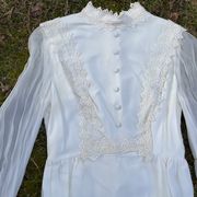 VINTAGE prairie boho cottagecore wedding dress