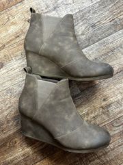 Tan Wedge Boots Size 10